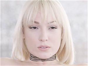 Lily Labeau solo cooter have fun
